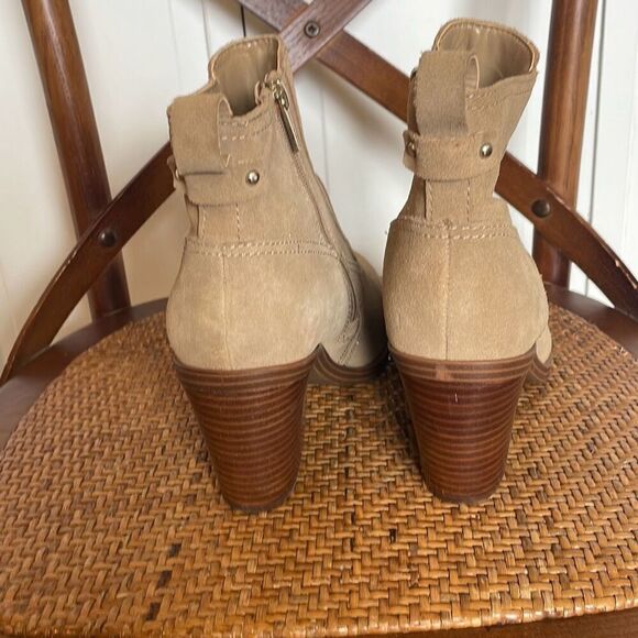 Vince Camuto Brieyonda western style suede booties 9.5 - Picture 7 of 14